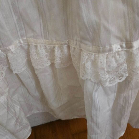 Gunne Sax By Jessica 1970s White Tie Waist Ribbon Lace Detail Maxi Dress Size 7 - Picture 8 of 10